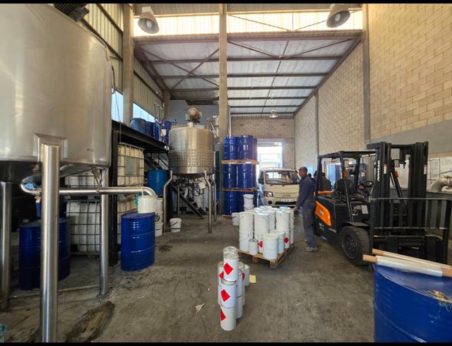 265M² WAREHOUSE TO LET IN STORMILL